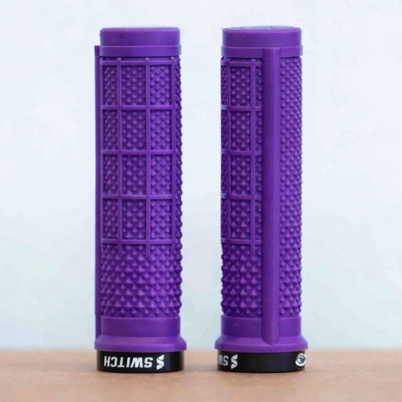 ROČKE KRMILA SWITCH PULSE LOCK-ON - VIOLA