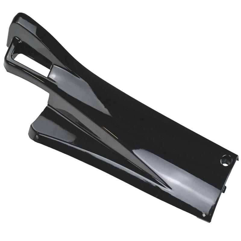 PRAG DESNI - ČRN - LONGJIA ESTATE