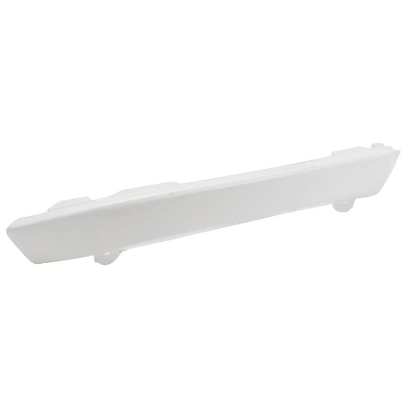 PLASTIKA POD ZADNJO SVETILKO - LONGJIA ROMA XS - BELA