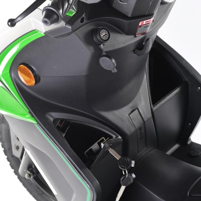 SKUTER ZNEN F11 25km/h - RDEČ