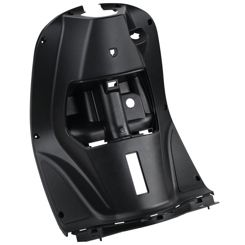 PLASTIKA PRED NOGAMI - ZNEN CRUISE