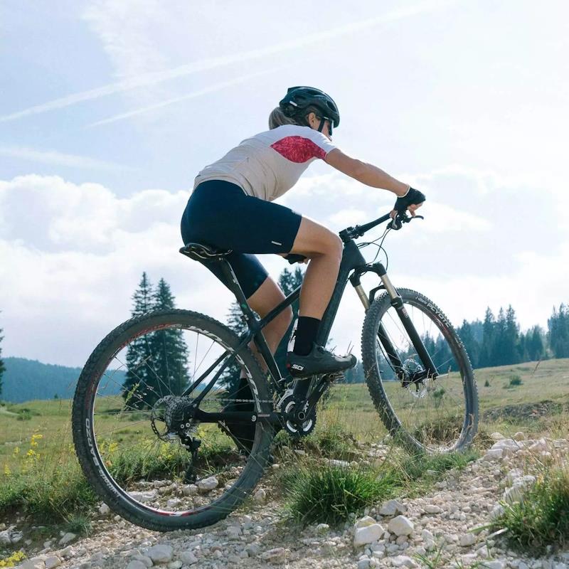 NOGAVICE BICYCLE LINE NARCISO - ČRNE