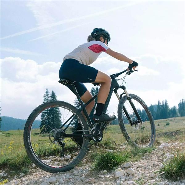 NOGAVICE BICYCLE LINE NARCISO - ČRNE