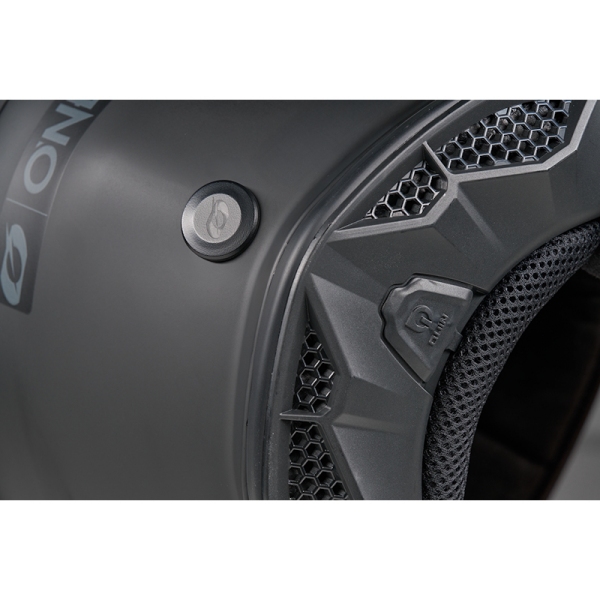 MOTO ČELADA ONEAL SIERRA RS SOLID - ČRNA